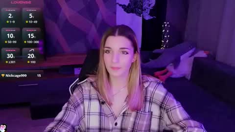 Snapshot of sandy_belle88 chatting on 11/30/25, 09:52 sandy_belle88 online show from 11/30/25, 09:52