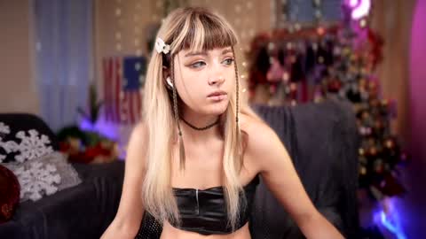 Sandy Nekochan online show from 12/30/24, 01:47