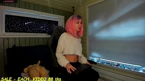 Sandy and Chris online show from 11/14/25, 10:14