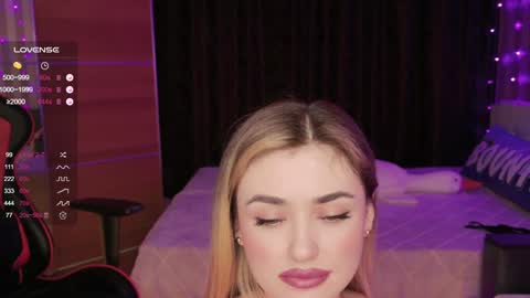 Snapshot of sandysweetie chatting on 01/19/25, 12:38 Sandy online show from 01/19/25, 12:38