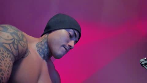 Santi Ferrer online show from 12/18/25, 02:50