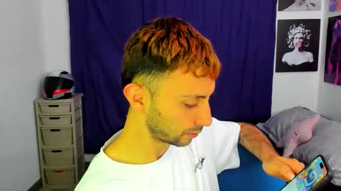 Snapshot of santi_mateo chatting on 01/15/26, 02:38 Santi online show from 01/15/26, 02:38