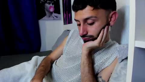 Snapshot of santi_mateo chatting on 05/31/26, 12:52 Santi online show from 05/31/26, 12:52