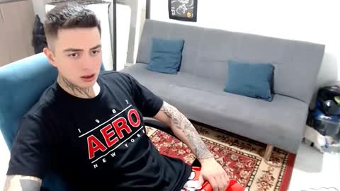 santi_ss online show from 12/02/25, 02:45