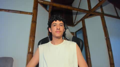 Snapshot of santi_twink19 chatting on 02/10/26, 10:03 santi_twink19 online show from 02/10/26, 10:03