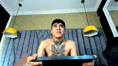 SantiAbader online show from 10/21/25, 11:44