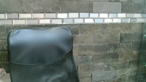 santi online show from 10/30/25, 10:43