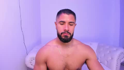 santiago_huntt online show from 01/29/25, 12:45
