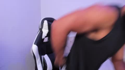 Snapshot of santiago_huntt chatting on 02/13/26, 08:38 santiago_huntt online show from 02/13/26, 08:38