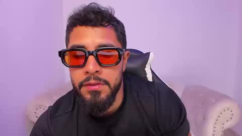 Snapshot of santiago_huntt chatting on 03/16/26, 08:35 santiago_huntt online show from 03/16/26, 08:35