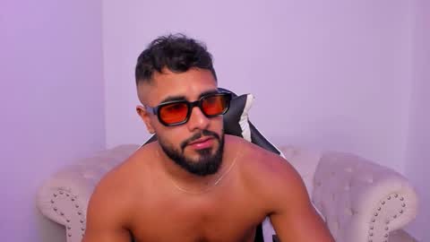 Snapshot of santiago_huntt chatting on 03/18/26, 08:56 santiago_huntt online show from 03/18/26, 08:56