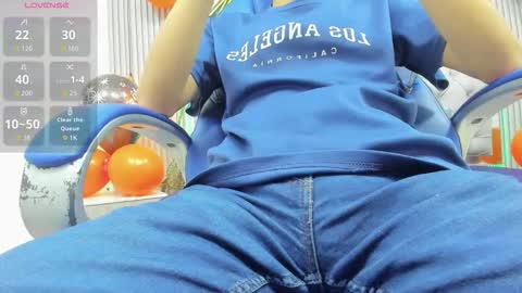 santiago_russo18 online show from 11/03/25, 06:31