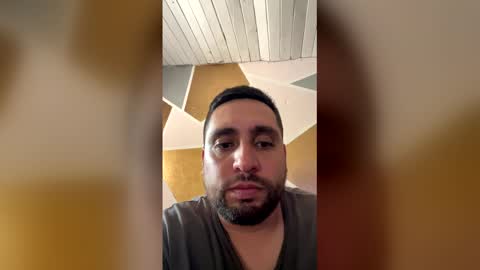 santiagoalvaradoortiz5 online show from 05/03/26, 06:58