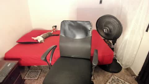 Julius Novachrono  online show from 01/27/25, 12:01