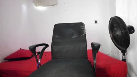 Julius Novachrono  online show from 01/31/25, 10:31