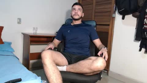 santiexxx online show from 10/14/25, 02:56