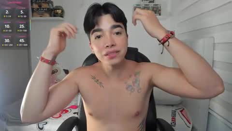 Mr. Santiago online show from 04/30/26, 01:28