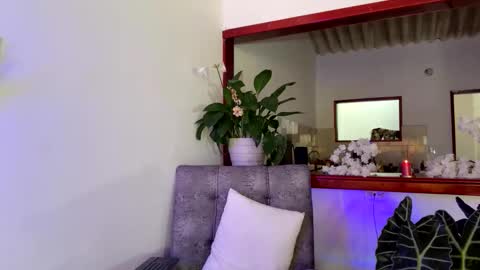 santy online show from 12/14/25, 08:46