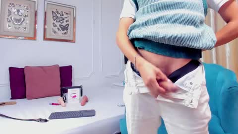 Snapshot of santy_carrington chatting on 12/26/24, 06:33 Santiago Carrington online show from 12/26/24, 06:33