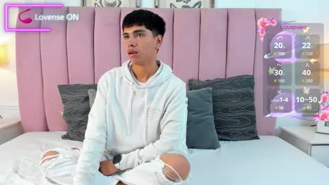 Snapshot of santy_carrington chatting on 03/12/26, 08:59 Santiago Carrington online show from 03/12/26, 08:59