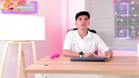 Snapshot of santy_carrington chatting on 03/23/26, 08:02 Santiago Carrington online show from 03/23/26, 08:02