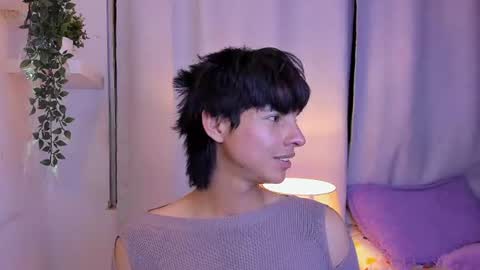 Snapshot of santy_kitty chatting on 06/23/26, 02:53 kitty online show from 06/23/26, 02:53