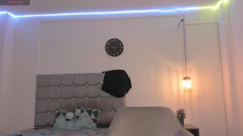 santy_stump online show from 11/23/25, 08:08