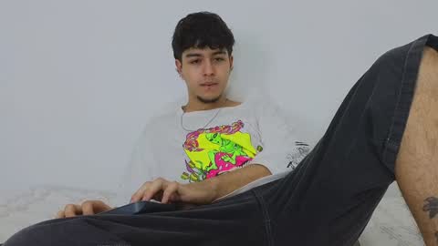 santybig18 online show from 01/30/25, 12:07