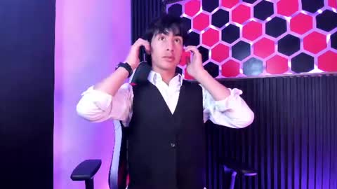 Santy  online show from 06/15/26, 03:53