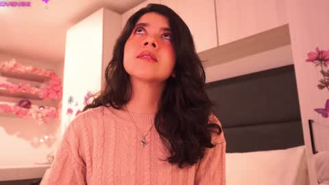 Snapshot of saory10 chatting on 02/05/25, 04:48 S A O R Y 3 online show from 02/05/25, 04:48