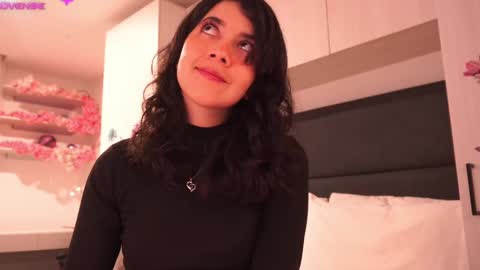 Snapshot of saory10 chatting on 02/17/25, 06:31 S A O R Y 3 online show from 02/17/25, 06:31