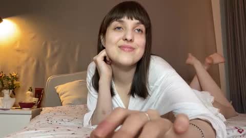 Anny online show from 11/04/25, 10:20