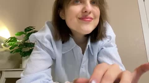 Anny online show from 05/01/26, 12:37