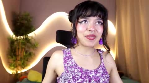 Snapshot of saphyralux chatting on 03/08/26, 02:04 saphyralux online show from 03/08/26, 02:04