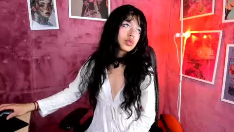 Snapshot of saphyralux chatting on 03/14/26, 10:26 saphyralux online show from 03/14/26, 10:26