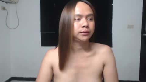 Snapshot of sapiosexualasiantrans chatting on 04/19/26, 06:10 Casey online show from 04/19/26, 06:10