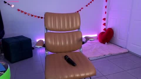 sapphir3xoxo online show from 03/05/25, 02:46