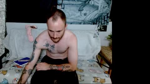 Snapshot of sappysex chatting on 06/27/26, 05:40 Her name is Sage His name is Nick online show from 06/27/26, 05:40