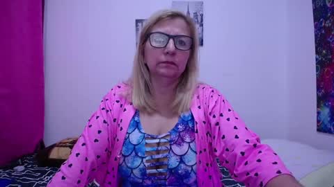 sara online show from 02/14/25, 03:26