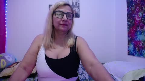 sara online show from 03/06/25, 10:04