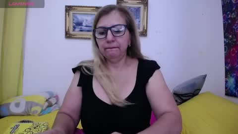 sara online show from 05/01/26, 03:16