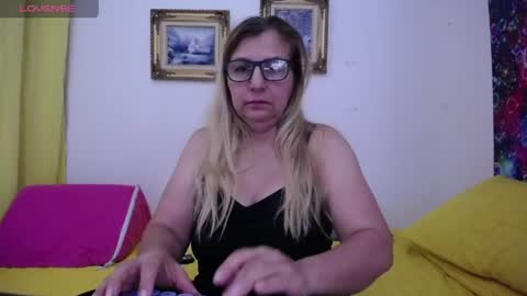 sara online show from 05/08/26, 01:00