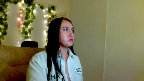 sara912679 online show from 05/21/26, 01:40