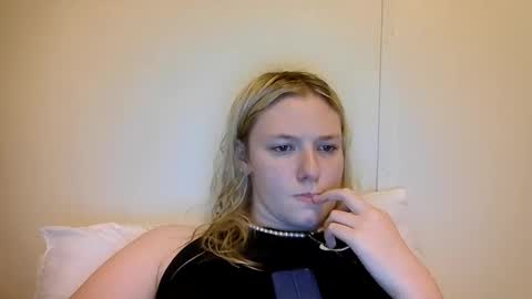 sara9920 online show from 04/21/26, 02:51