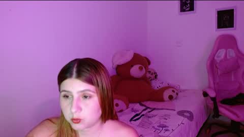 Snapshot of sara_160 chatting on 04/24/26, 12:02 sara_160 online show from 04/24/26, 12:02
