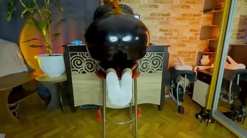 Snapshot of sara__foxy chatting on 02/13/26, 02:51 sara foxy online show from 02/13/26, 02:51