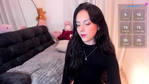 Snapshot of sara_alvarez_1 chatting on 07/07/26, 07:56 Sara online show from 07/07/26, 07:56