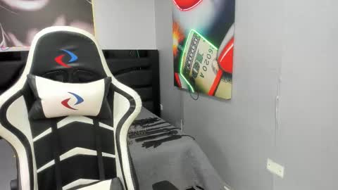 Snapshot of sara_bdsm chatting on 11/05/25, 01:22 sara_bdsm online show from 11/05/25, 01:22