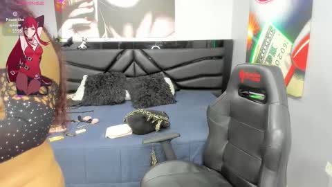 Snapshot of sara_bdsm chatting on 11/23/25, 11:21 sara_bdsm online show from 11/23/25, 11:21