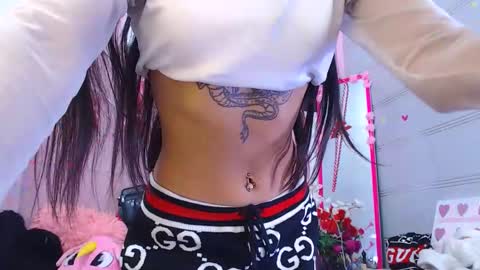 Snapshot of sara_caplerx chatting on 01/18/26, 03:16 sarita online show from 01/18/26, 03:16